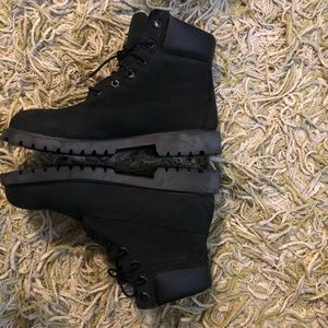 TIMBERLANDS!